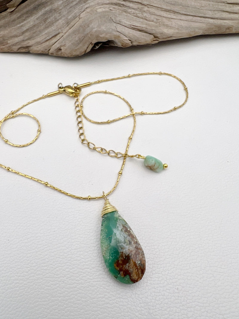 Chrysoprase Dreams | A T-Shirt Necklace