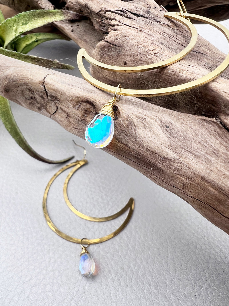 Renew | Crescent Moon with Crystal