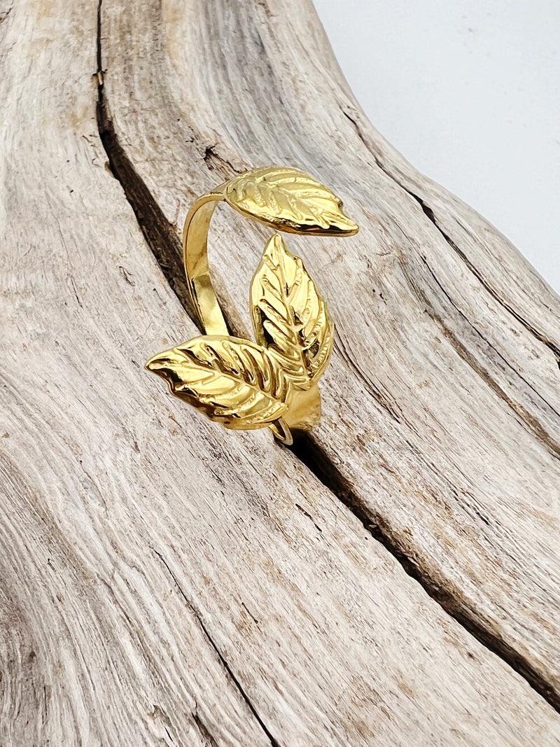Golden Leaves | Adjustable Leaf-Inspired Rings