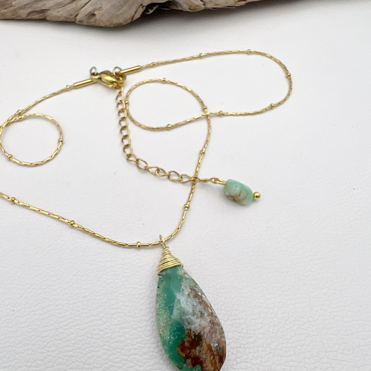 Chrysoprase Dreams | A T-Shirt Necklace