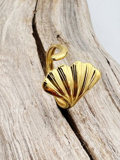 Golden Leaves | Adjustable Leaf-Inspired Rings
