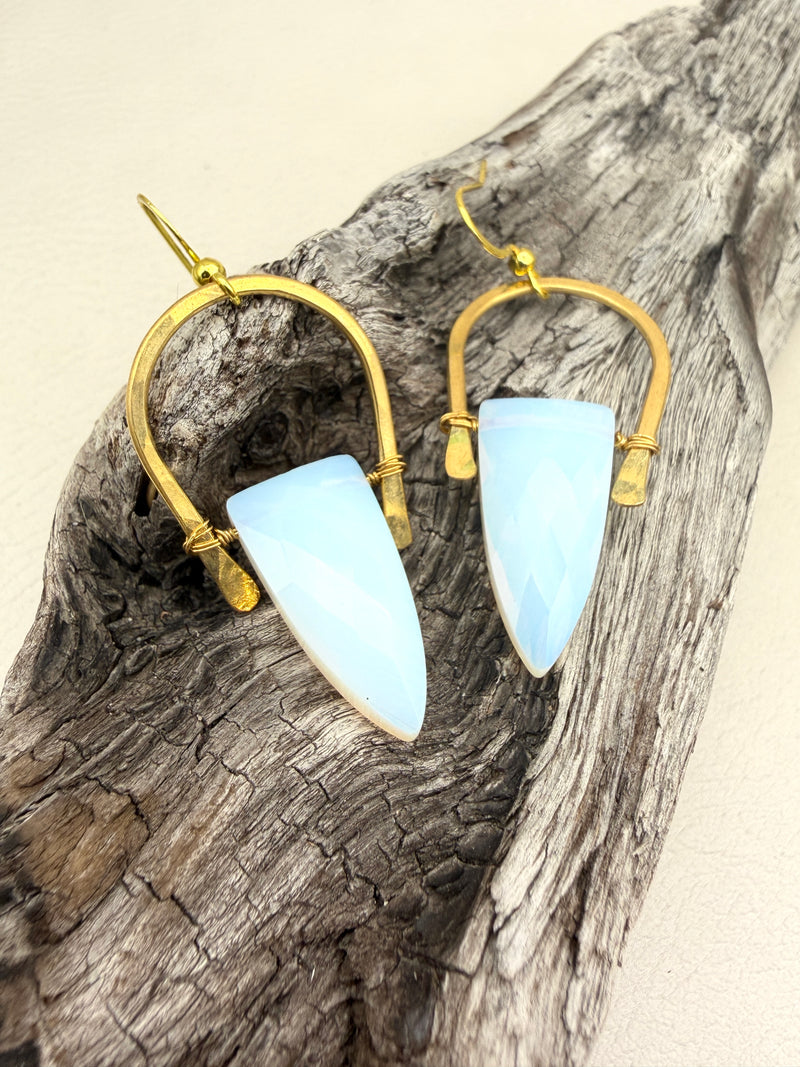 Tangled Milk | Opalite