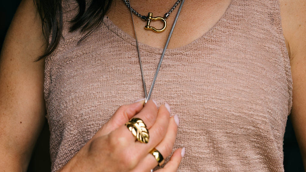 Alice Lariat | Adjustable Gold-Plated Stainless Steel Necklace