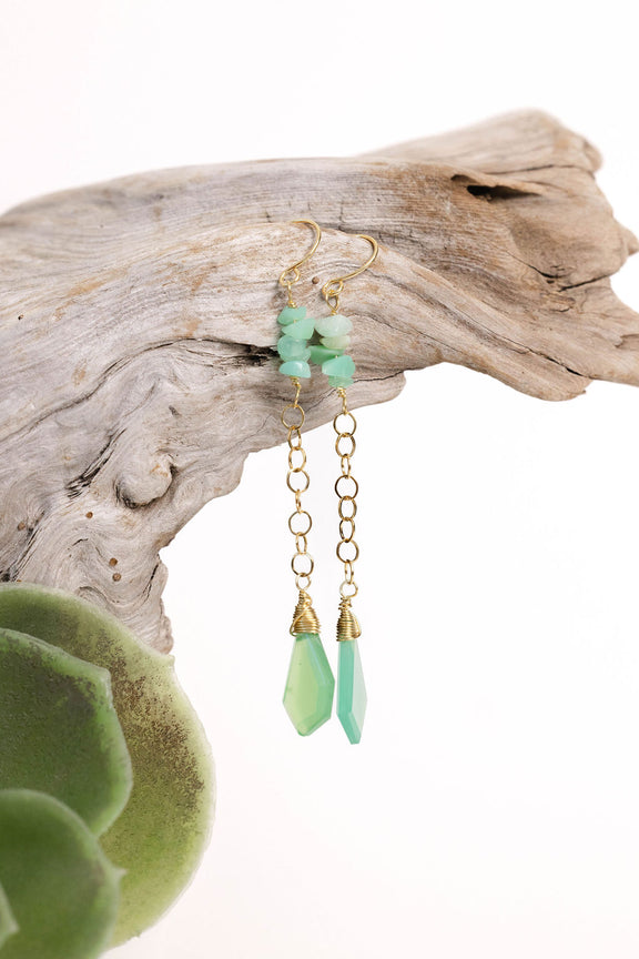 Dainty gold chain earrings with green chrysoprase shards, natural gemstone bridal jewelry