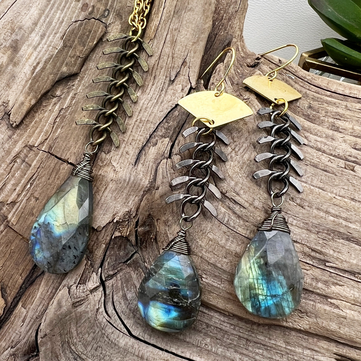Dragon Tales | Labradorite Set