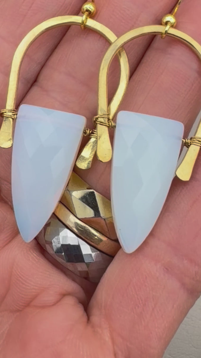 Tangled Milk | Opalite