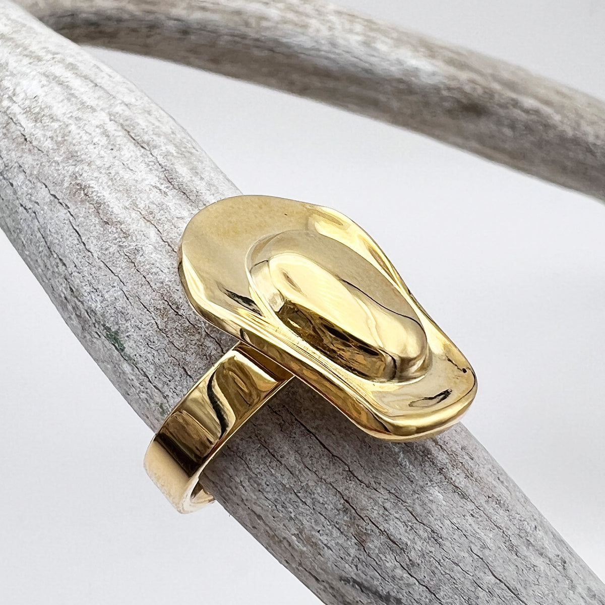 "Golden cowboy hat statement ring in solid steel – Rodeo Spirit Ring by Real To The Roots"