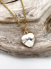 Load image into Gallery viewer, Valentine&#39;s Heart Necklace