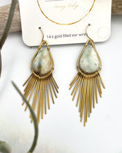 Load image into Gallery viewer, Vintage Drop Fringes